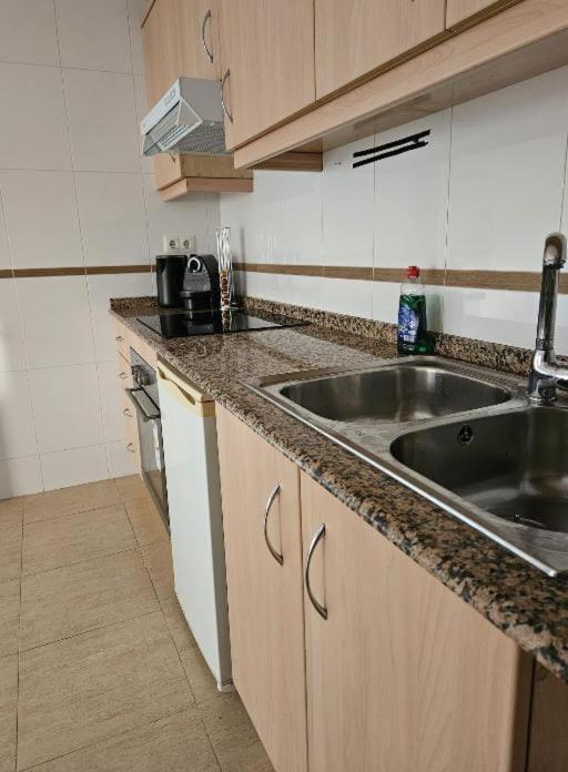 Habitacion En Piso Compartido Cerca De Playa Lejlighed Xilxes  Eksteriør billede