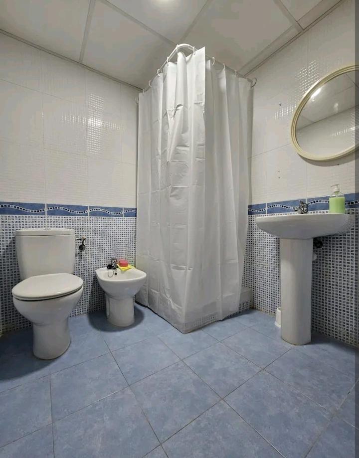 Habitacion En Piso Compartido Cerca De Playa Lejlighed Xilxes  Eksteriør billede